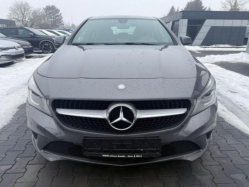 Gebraucht Mercedes CLA180 122 PS (89 kW) 2013 Grau Limousine