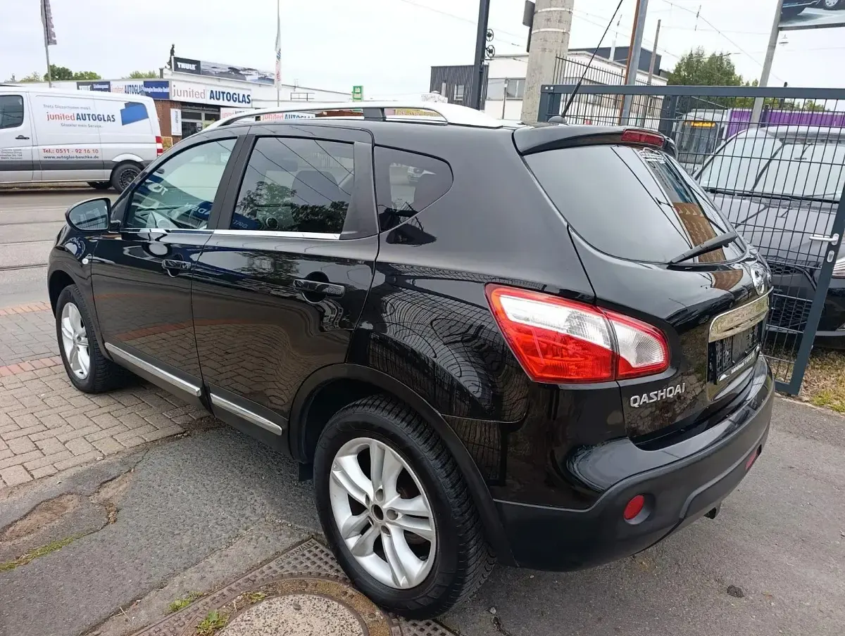 Gebraucht Nissan Qashqai I-Way 114 PS (83 kW) 2010 Schwarz SUV