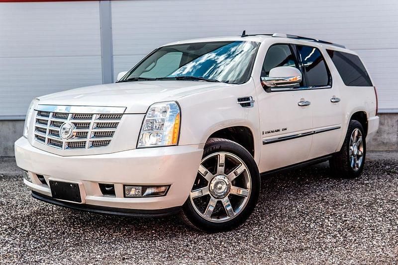 Gebraucht Cadillac Escalade 409 PS (300 kW) 2007 Weiß SUV