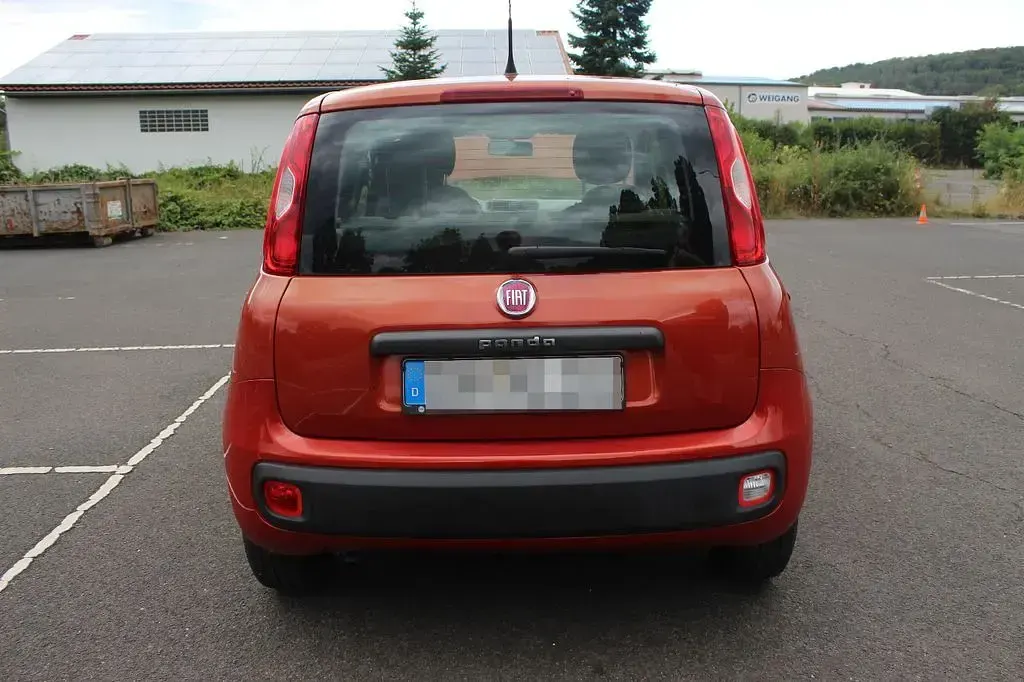 Gebraucht Fiat Panda 69 PS (50 kW) 2016 Rot Kleinwagen