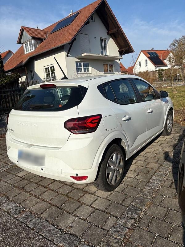 Gebraucht Dacia Sandero Expression 91 PS (66 kW) 2023 Weiß Kleinwagen