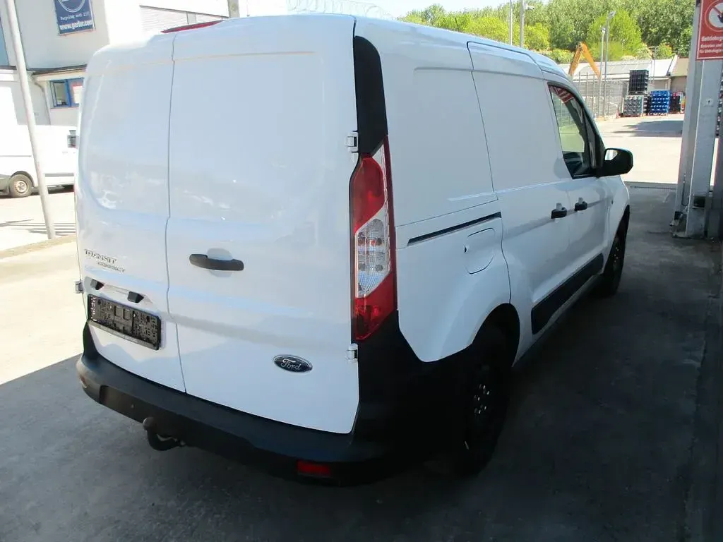 Gebraucht Ford Transit Connect 101 PS (74 kW) 2020 Frozen white Van / Kleinbus