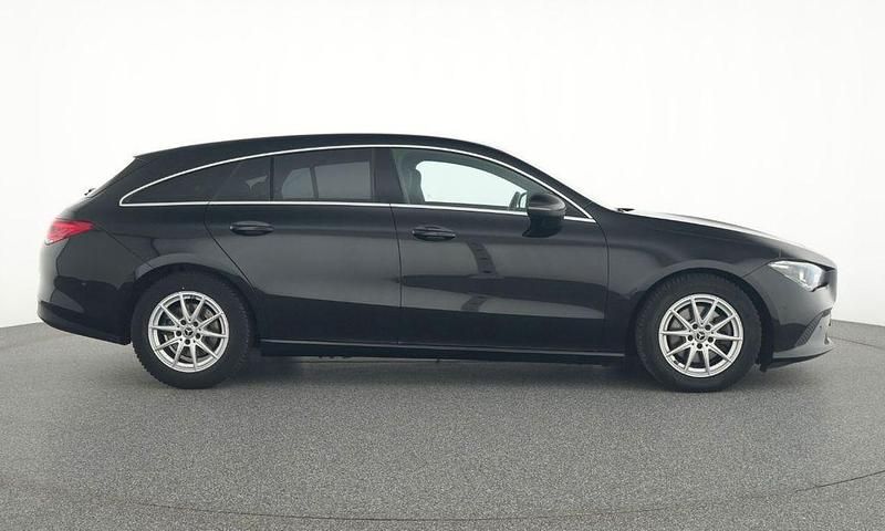 Gebraucht Mercedes CLA200 150 PS (110 kW) 2021 Schwarz Limousine