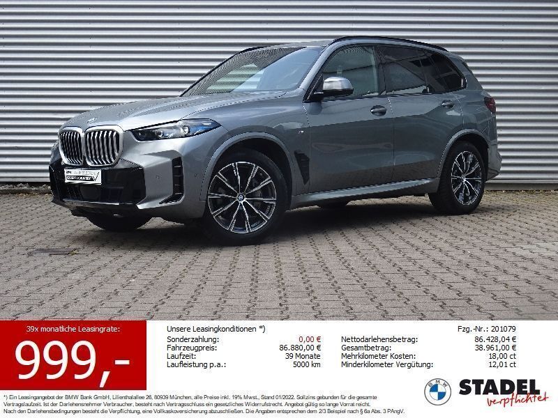 Grau Gebraucht 2024 BMW X5 M Sport SUV | 85.475 € - Bild 1/4