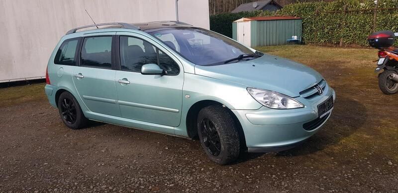Blau Gebraucht 2004 Peugeot 307 Kombi | 1.000 € (Guter Preis) - Bild 1/4