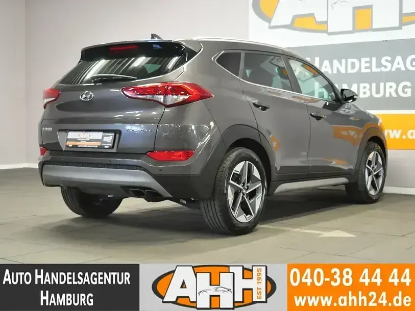 Gebraucht Hyundai Tucson Style 177 PS (130 kW) 2018 Schwarz SUV