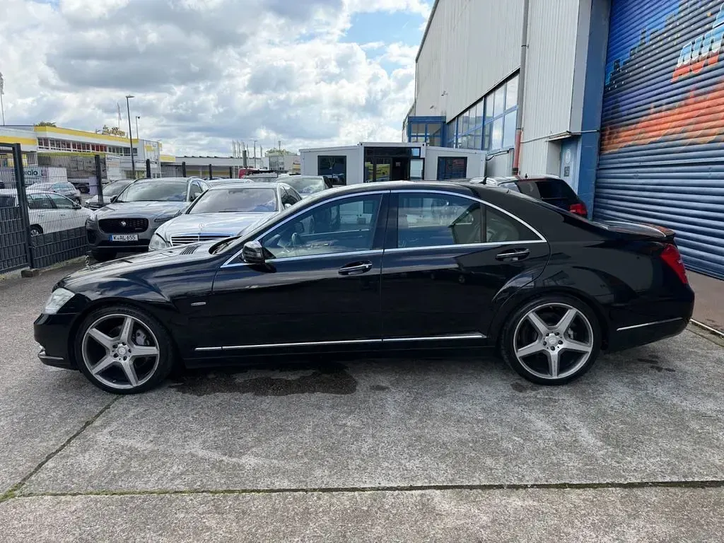 Gebraucht Mercedes S400 AMG 299 PS (219 kW) 2009 Obsidianschwarz  metalliclack Limousine