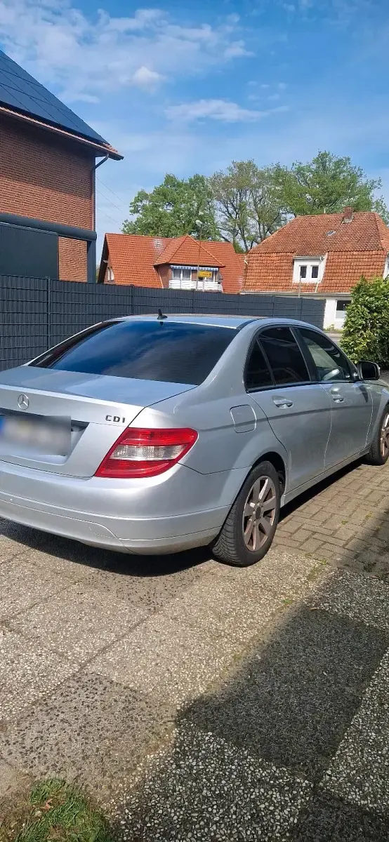 Gebraucht Mercedes C200 109 PS (80 kW) 2008 Silber Limousine