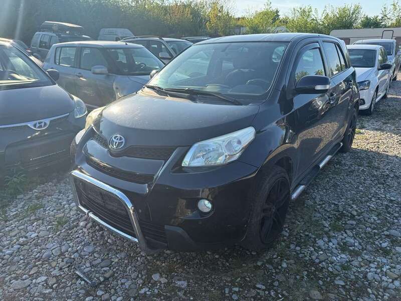 Black mica / ink Gebraucht 2012 Toyota Urban Cruiser Club SUV | 4.699 € (Teuer) - Bild 1/4