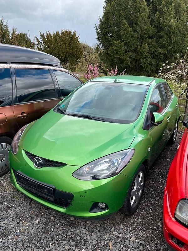 Gebraucht Mazda 2 103 PS (75 kW) 2007 Grün Kleinwagen