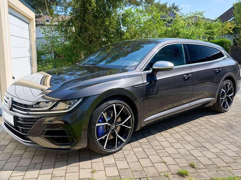Grau Gebraucht 2022 VW Arteon R Kombi | 42.800 € (Teuer) - Bild 1/4