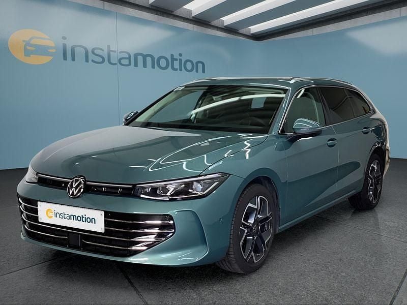 Grün Gebraucht 2025 VW Passat Kombi | 39.449 € (Guter Preis) - Bild 1/4