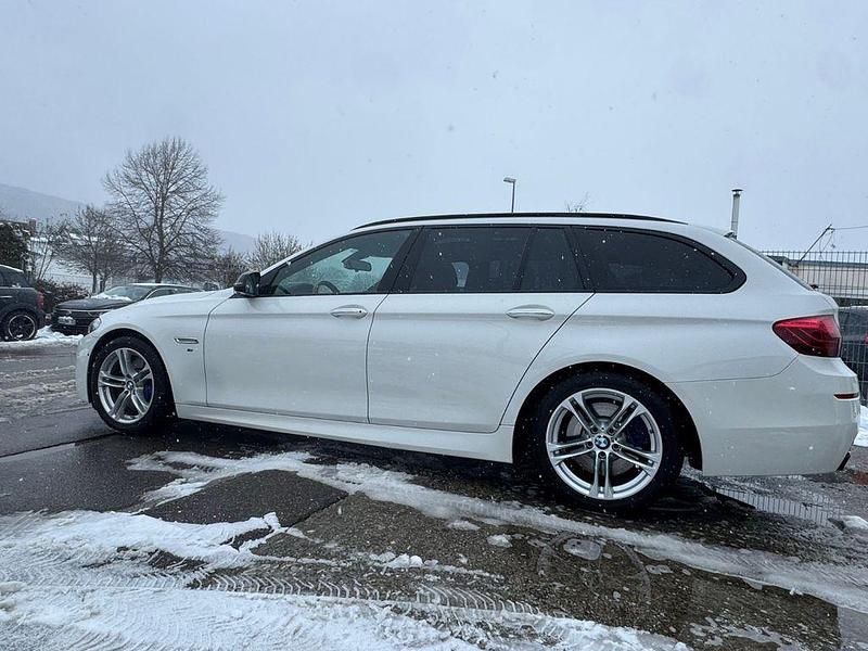 Gebraucht BMW M550 M Sport 381 PS (280 kW) 2016 Weiß Limousine