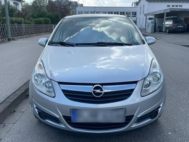Gebraucht Opel Corsa 80 PS (58 kW) 2010 Silber Kleinwagen