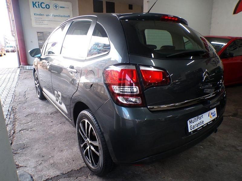 Gebraucht Citroën C3 SELECTION 82 PS (60 kW) 2016 Grau Limousine