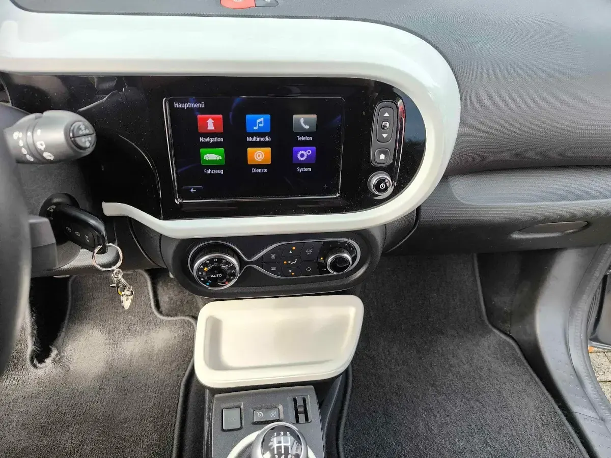 Gebraucht Renault Twingo 90 PS (66 kW) 2018 Grau Kleinwagen