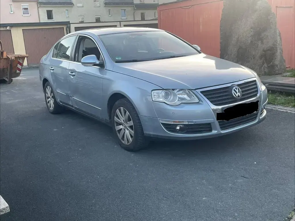 Gebraucht VW Passat 140 PS (102 kW) 2006 Grau Limousine