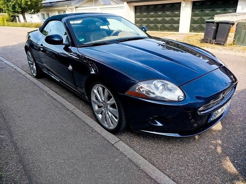 Blau Gebraucht 2007 Jaguar XK Cabrio | 19.900 € - Bild 1/4