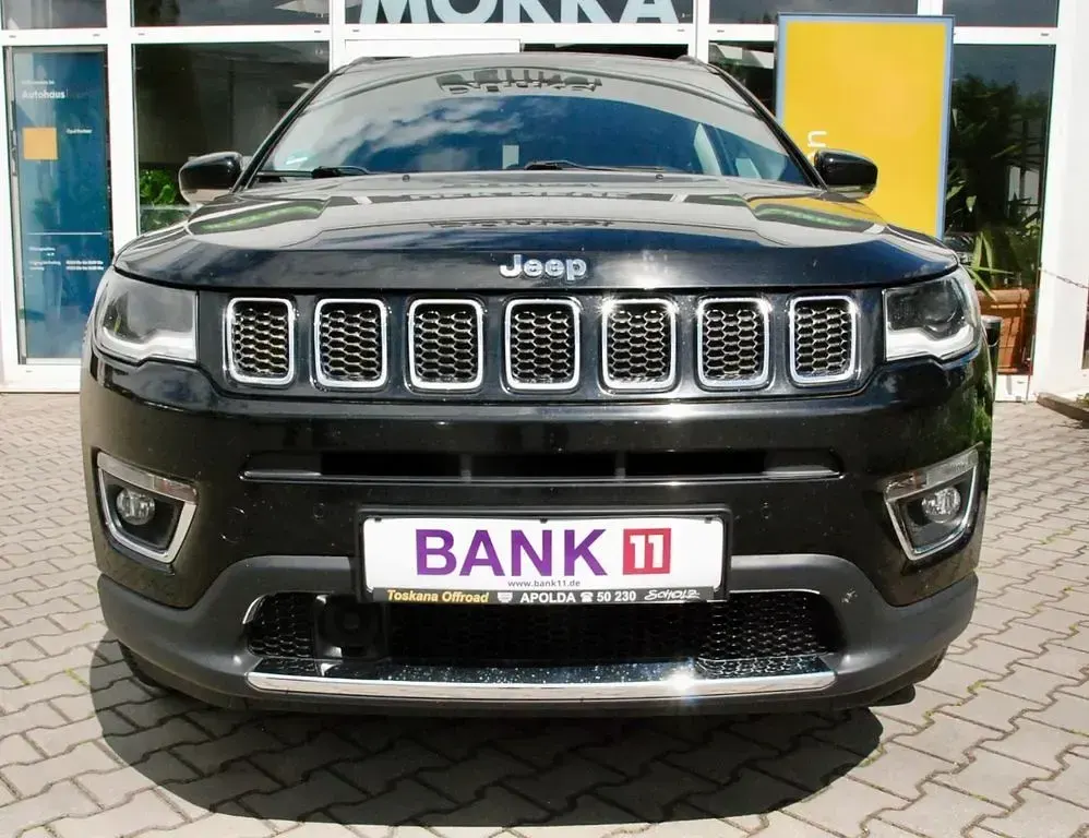 Gebraucht Jeep Compass Limited 140 PS (102 kW) 2018 Schwarz SUV