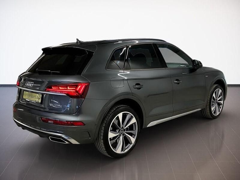 Gebraucht Audi Q5 Ambiente 268 PS (197 kW) 2025 Grau SUV