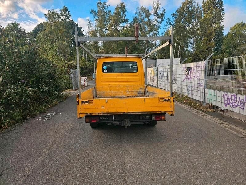 Gebraucht Iveco Daily 126 PS (92 kW) 2004 Gelb Van / Kleinbus
