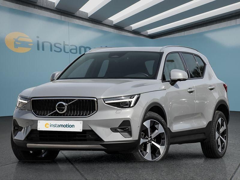 Gebraucht Volvo XC40 Core 163 PS (119 kW) 2025 Grau SUV