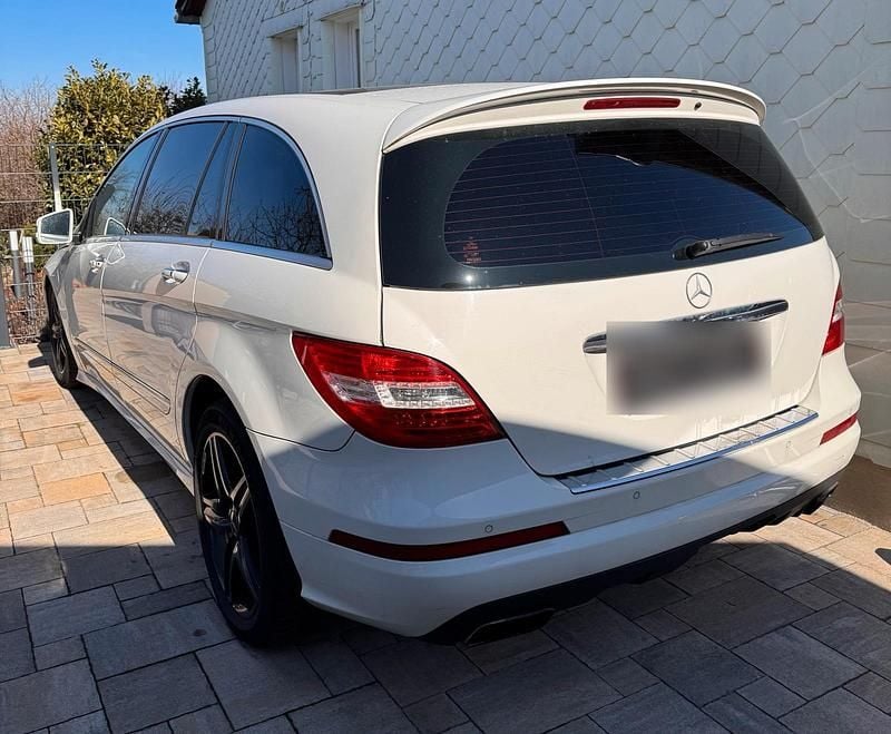 Gebraucht Mercedes R350 265 PS (194 kW) 2013 Weiß Van / Kleinbus