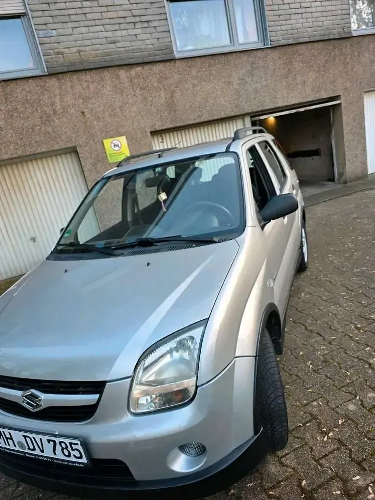 Gebraucht Suzuki Ignis Comfort 99 PS (72 kW) 2005 Silber Kleinwagen