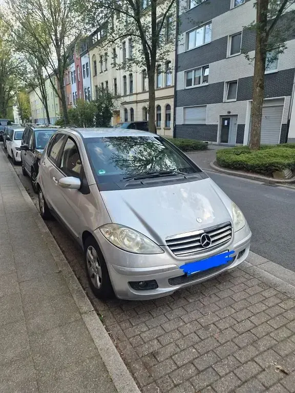 Gebraucht Mercedes A160 Classic 82 PS (60 kW) 2004 Silber Limousine