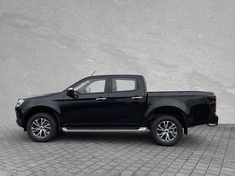 Neu Isuzu D-Max 163 PS (119 kW) 2025 Onyx black Limousine