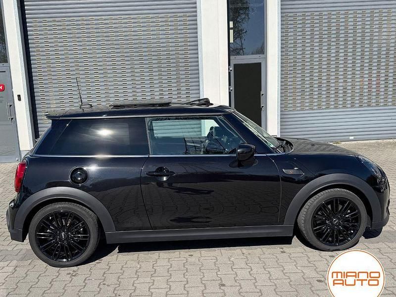 Gebraucht Mini Cooper S 178 PS (130 kW) 2022 Midnight black Kleinwagen