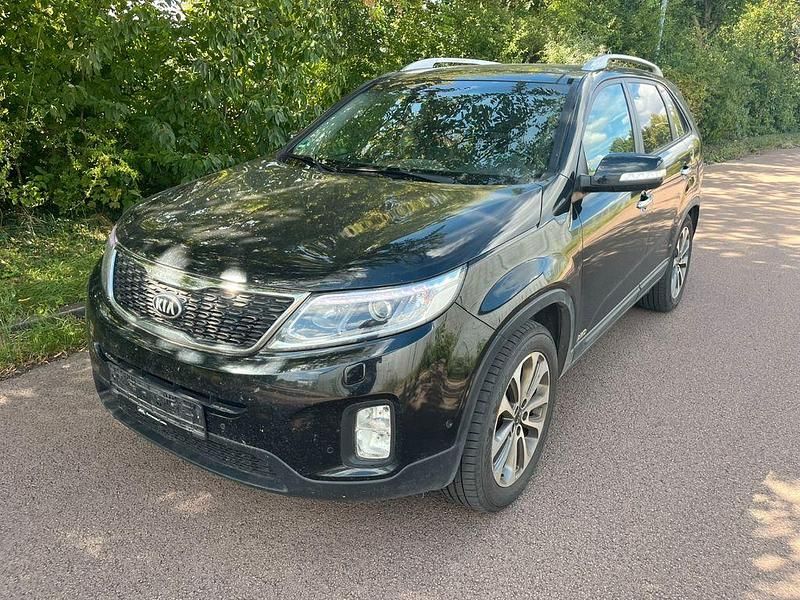 Schwarz Gebraucht 2014 Kia Sorento Platinum Edition SUV | 6.900 € (Superpreis) - Bild 1/4