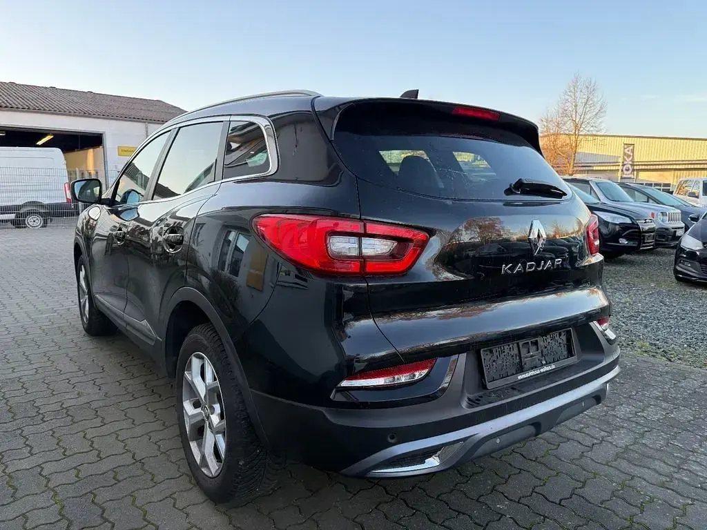 Gebraucht Renault Kadjar LIMITED 140 PS (102 kW) 2019 Schwarz SUV
