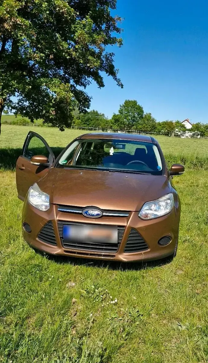 Gebraucht Ford Focus 148 PS (108 kW) 2012 Braun Kombi