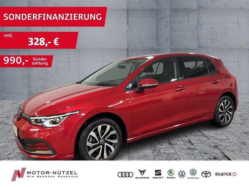 Gebraucht VW Golf VIII Active 150 PS (110 kW) 2022 Rot Limousine