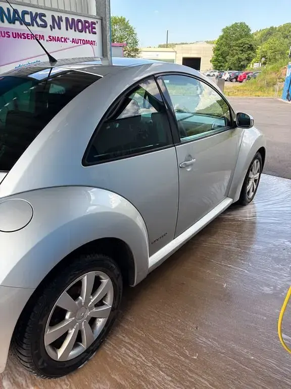 Gebraucht VW Beetle 105 PS (77 kW) 2008 Grau Kleinwagen