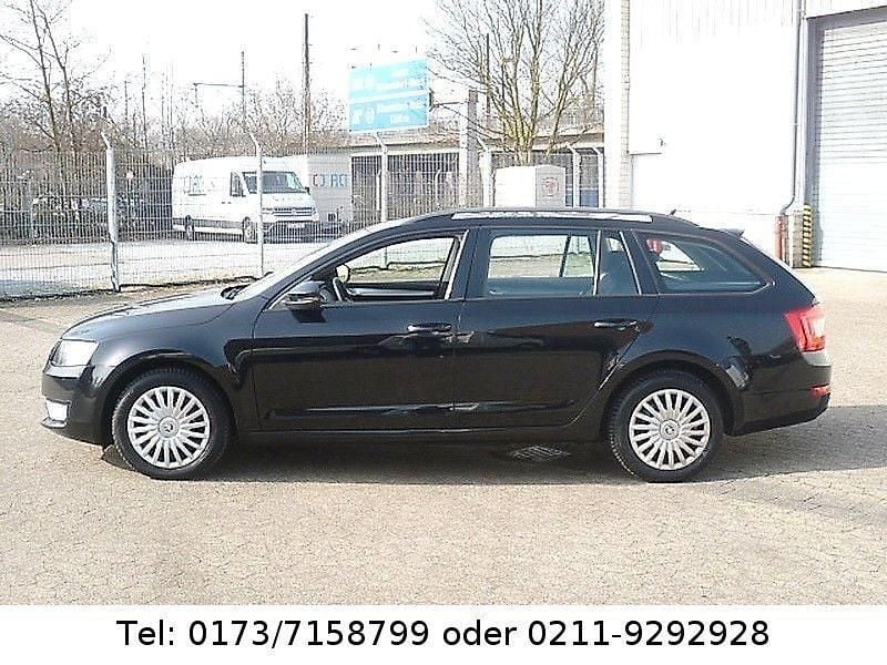 Gebraucht Skoda Octavia Ambition 110 PS (80 kW) 2017 Schwarz Kombi