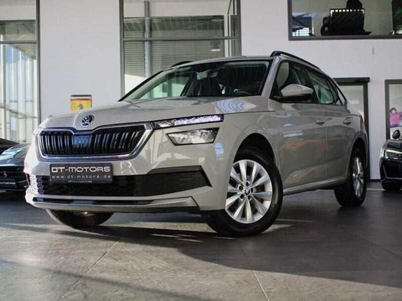 Grau Gebraucht 2021 Skoda Kamiq Ambition SUV | 18.900 € (Fairer Preis) - Bild 1/4