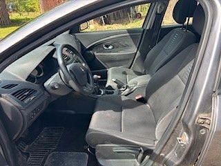 Gebraucht Renault Mégane III 110 PS (80 kW) 2010 Grau Limousine