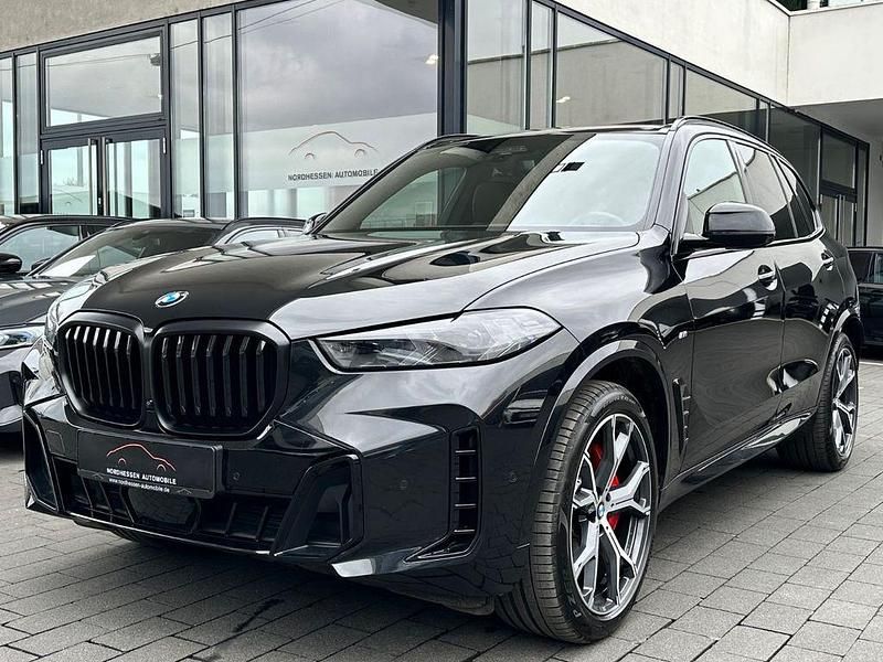 Gebraucht BMW X5 M Sport 286 PS (210 kW) 2023 Black sapphire metallic SUV