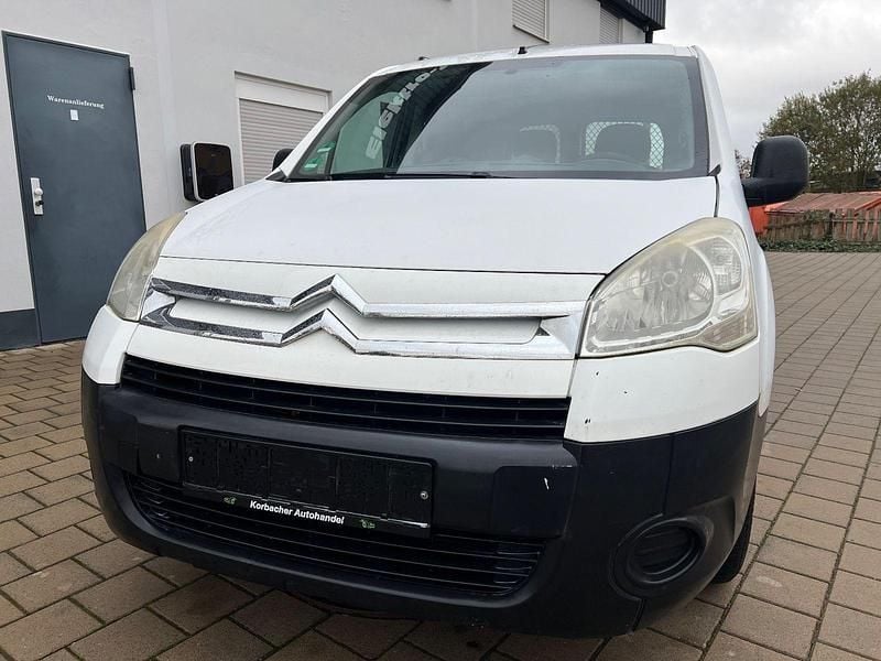 Weiß Gebraucht 2010 Citroën Berlingo Van / Kleinbus | 3.350 € (Guter Preis) - Bild 1/4