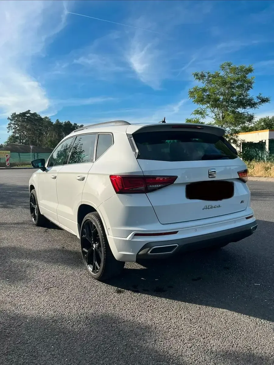 Gebraucht Seat Ateca FR 150 PS (110 kW) 2022 Weiß SUV