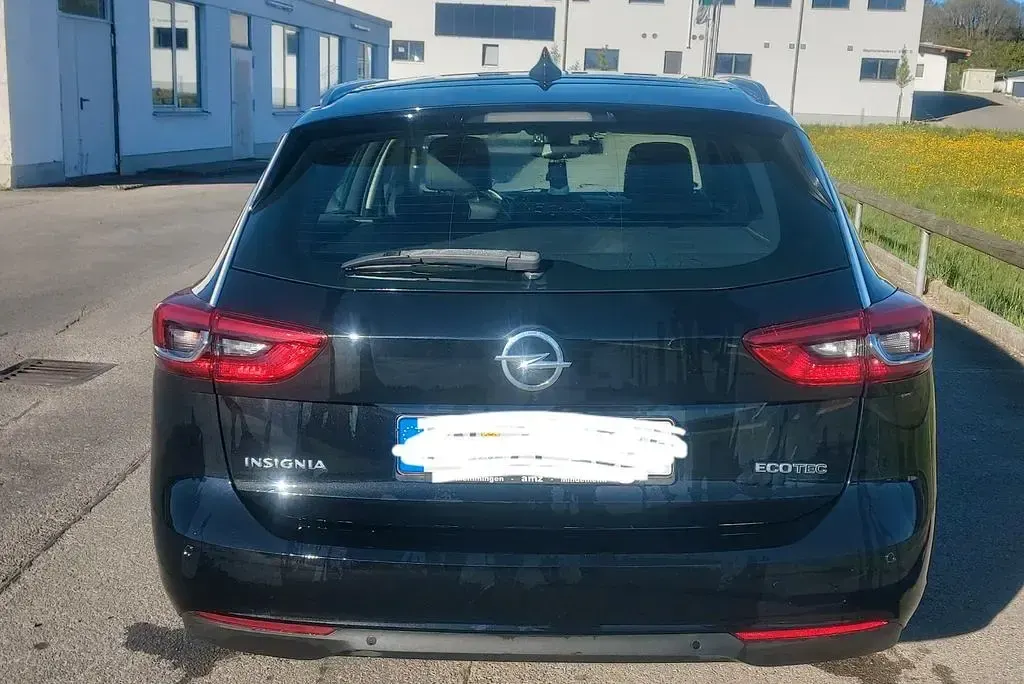 Gebraucht Opel Insignia Sport 170 PS (125 kW) 2017 Schwarz Kombi