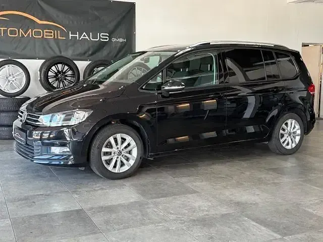 Gebraucht VW Touran Comfortline 150 PS (110 kW) 2016 Schwarz Van / Kleinbus
