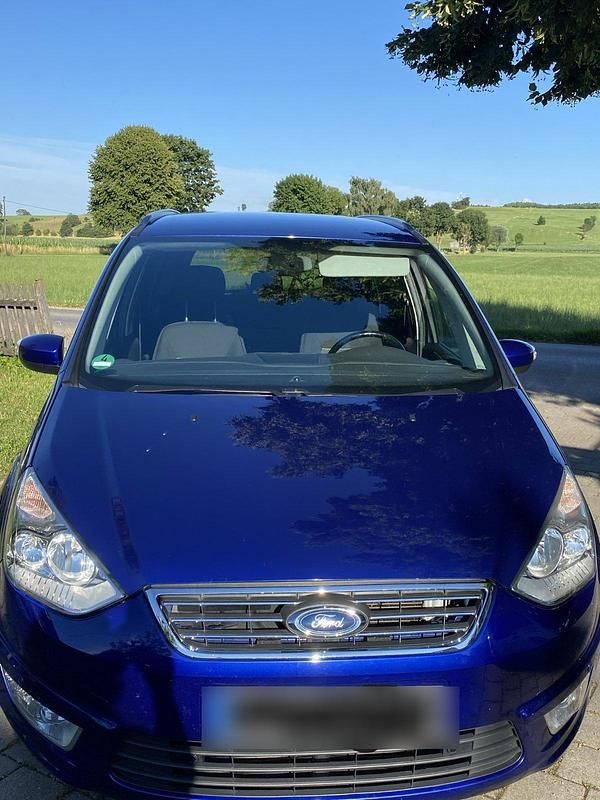 Blau Gebraucht 2013 Ford Galaxy Van / Kleinbus | 5.200 € (Guter Preis) - Bild 1/3