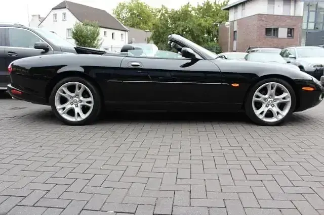 Gebraucht Jaguar XK8 298 PS (219 kW) 2003 Schwarz Cabrio