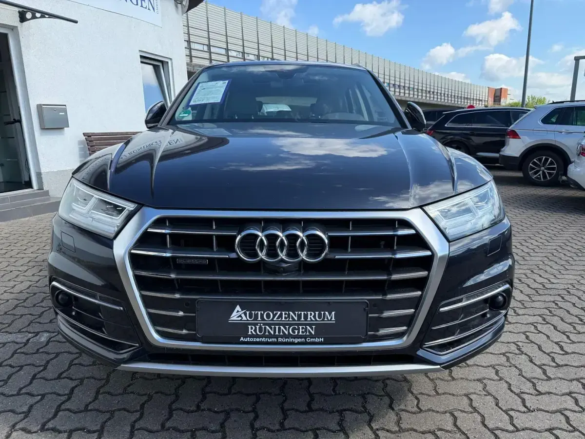 Gebraucht Audi Q5 Ambiente 190 PS (139 kW) 2019 Blau SUV