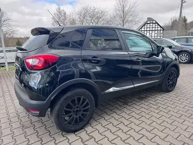 Gebraucht Renault Captur Intens 90 PS (66 kW) 2016 Schwarz SUV