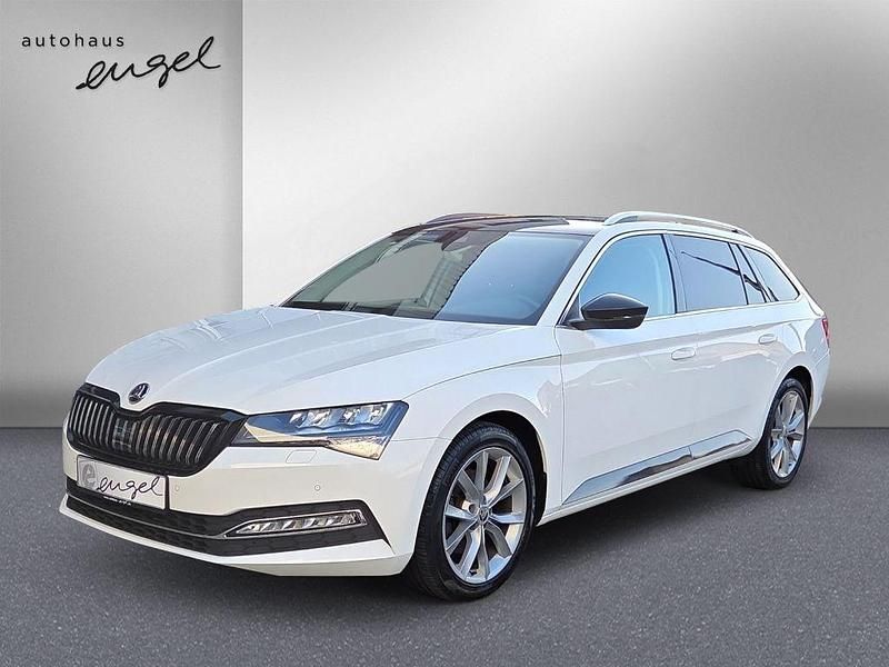 Gebraucht Skoda Superb Style 190 PS (139 kW) 2019 Weiß Kombi