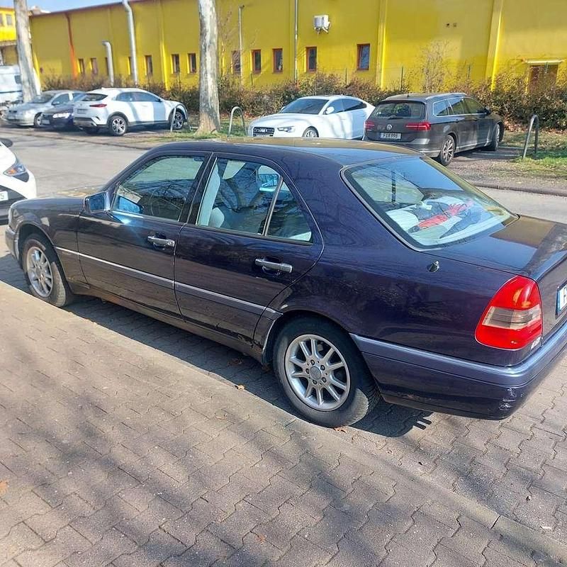 Gebraucht Mercedes C230 Elegance 150 PS (110 kW) 1997 Limousine